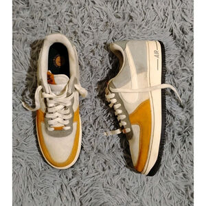 Nike Air Force 1 '07 LV8 Men Size 10 Light Pumice Pale Ivory fz6684-001